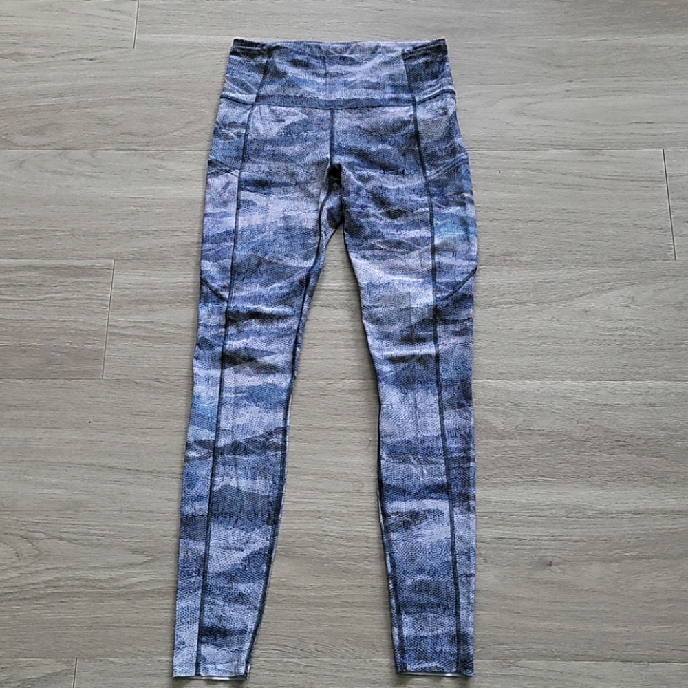 LULULEMON Leggings w/pockets